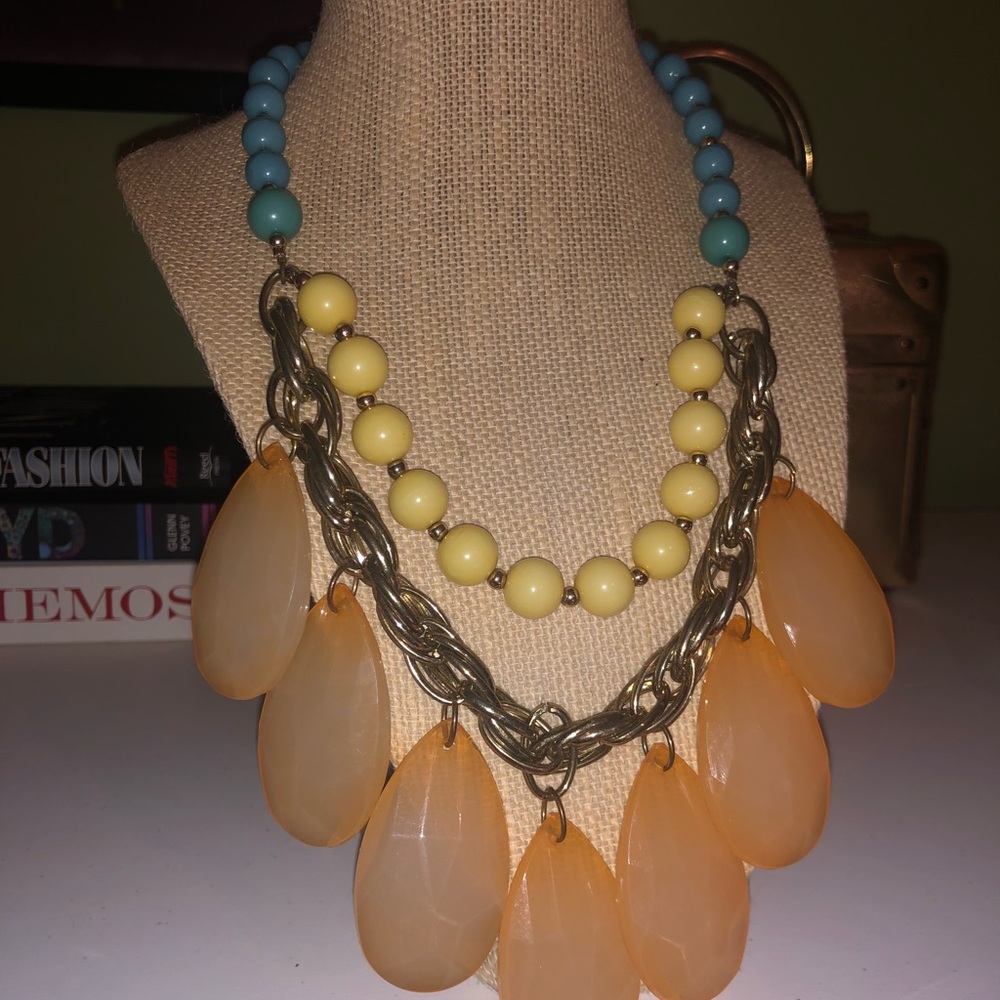 Statement necklace